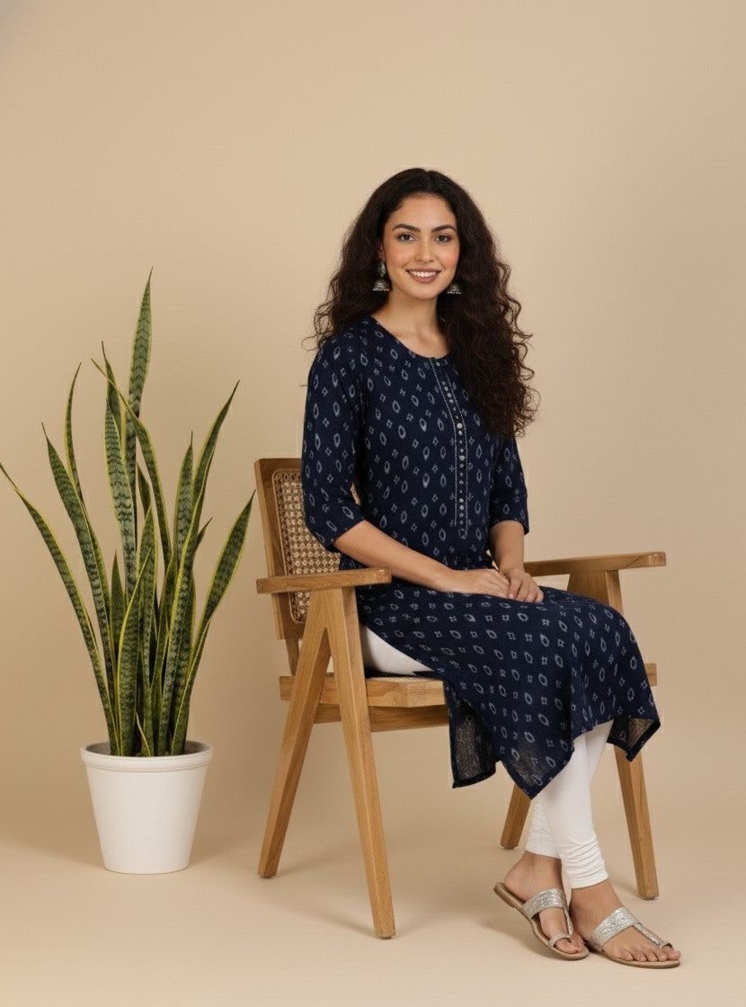 Aarvi Cotton Blend Blue Straight Kurta